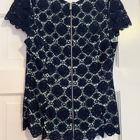 #55 VINCE CAMUTO • NAVY CROCKET TOP - Picture 2 of 6